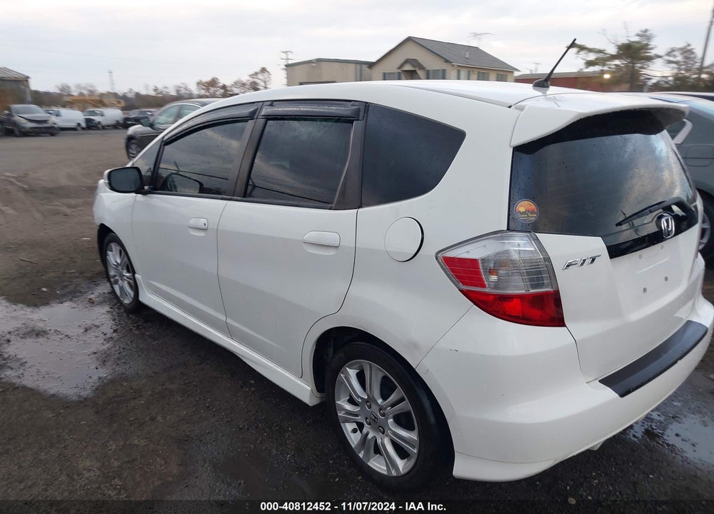 2009 HONDA FIT SPORT VIN: JHMGE88629C000065