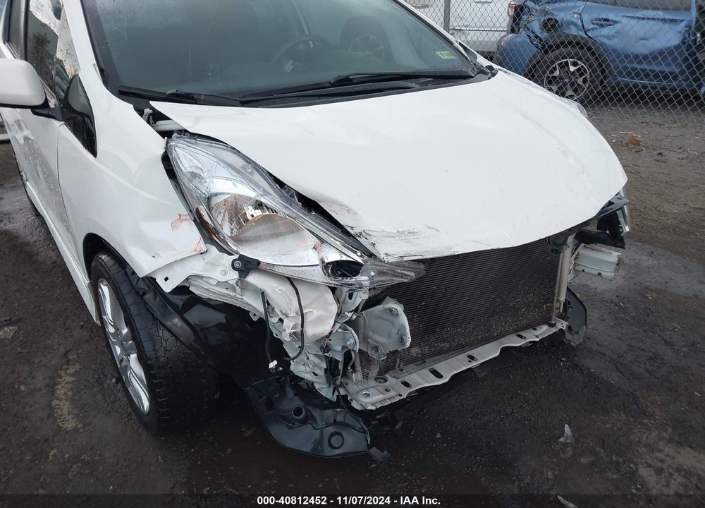 2009 HONDA FIT SPORT VIN: JHMGE88629C000065