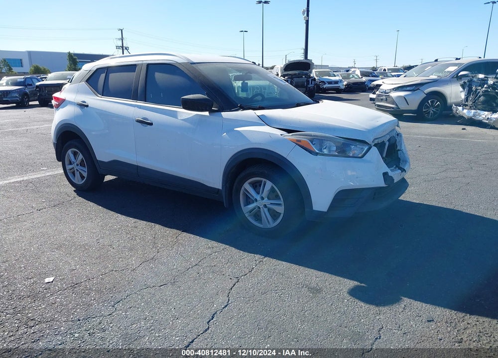 2018 NISSAN KICKS S VIN: 3N1CP5CU4JL525512