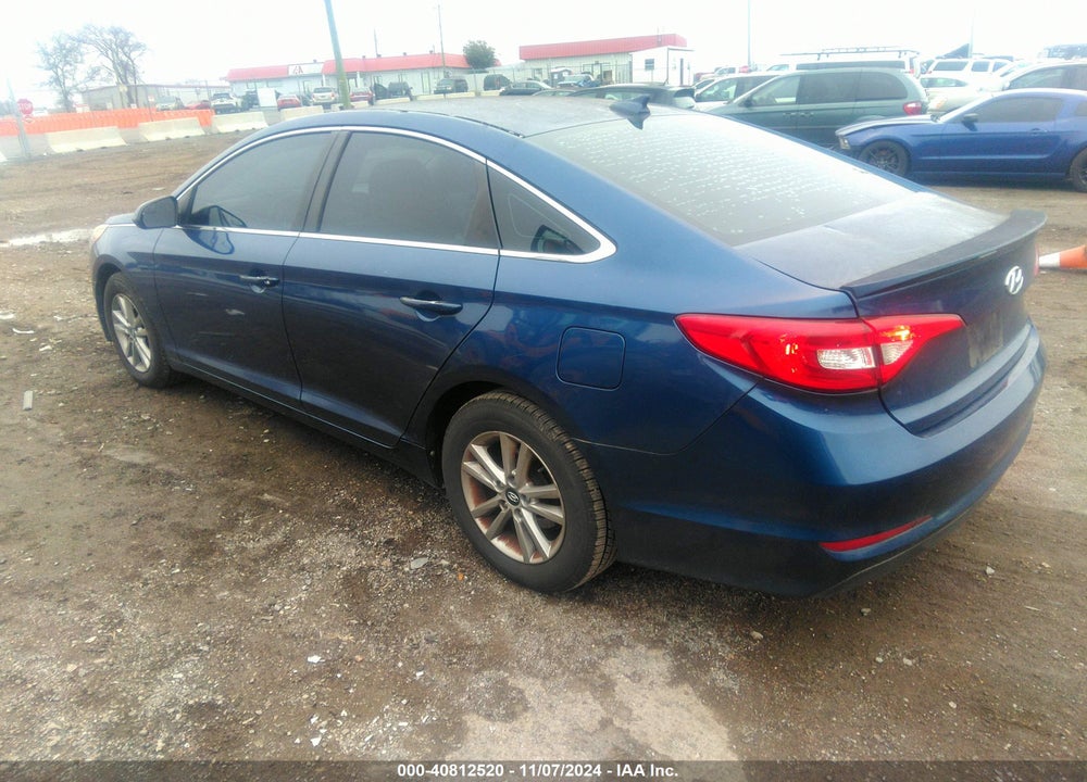 2015 HYUNDAI SONATA SE VIN: 5NPE24AF5FH104716