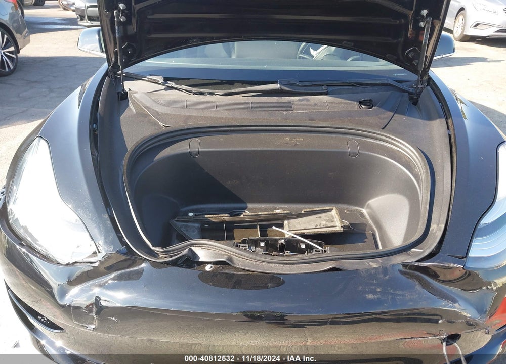 2018 TESLA MODEL 3 LONG RANGE/MID RANGE VIN: 5YJ3E1EA7JF176181