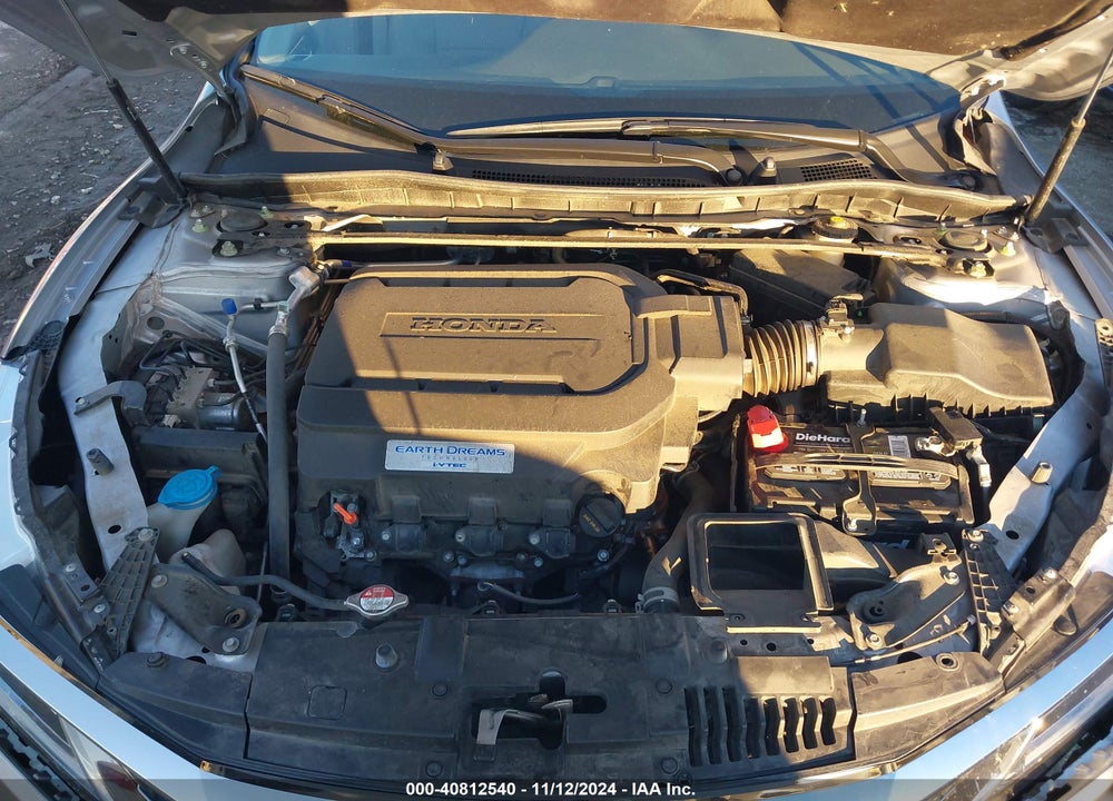 2017 HONDA ACCORD EX-L V6 VIN: 1HGCR3F88HA025740