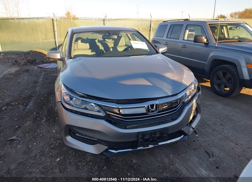 2017 HONDA ACCORD EX-L V6 VIN: 1HGCR3F88HA025740