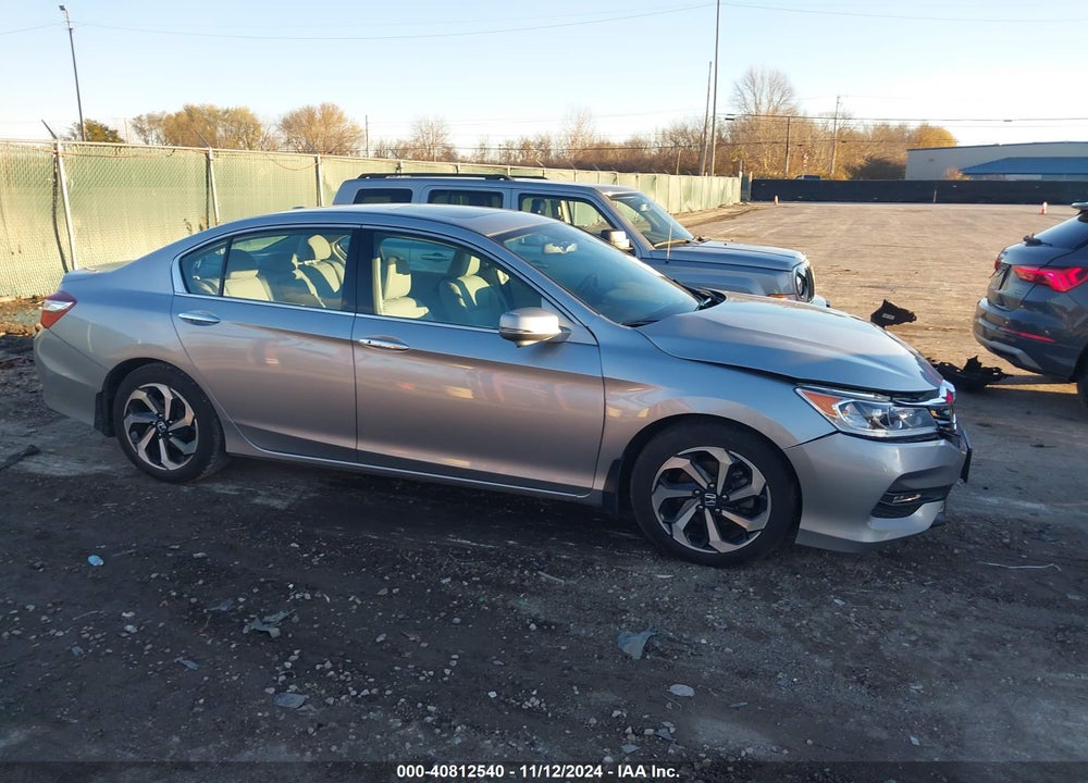2017 HONDA ACCORD EX-L V6 VIN: 1HGCR3F88HA025740