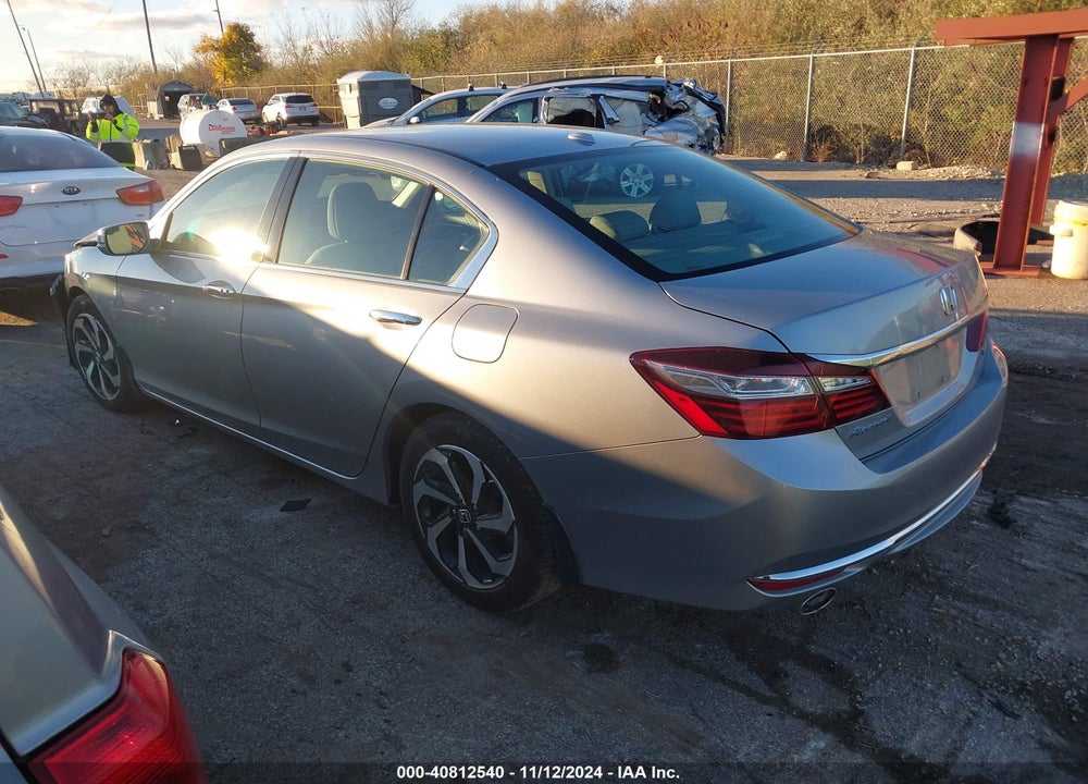 2017 HONDA ACCORD EX-L V6 VIN: 1HGCR3F88HA025740