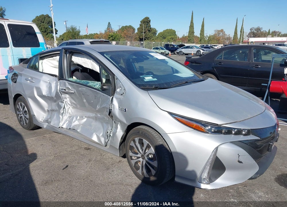2021 TOYOTA PRIUS PRIME LE VIN: JTDKAMFP7M3175450