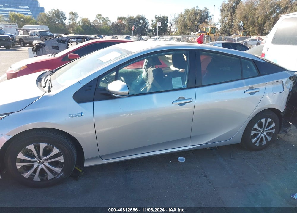 2021 TOYOTA PRIUS PRIME LE VIN: JTDKAMFP7M3175450