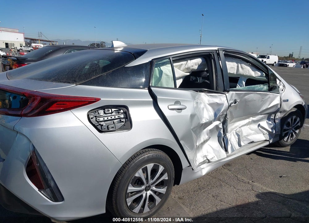 2021 TOYOTA PRIUS PRIME LE VIN: JTDKAMFP7M3175450