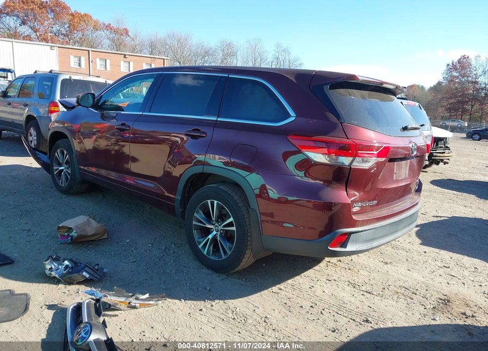 2017 TOYOTA HIGHLANDER LE VIN: 5TDBZRFH8HS429234