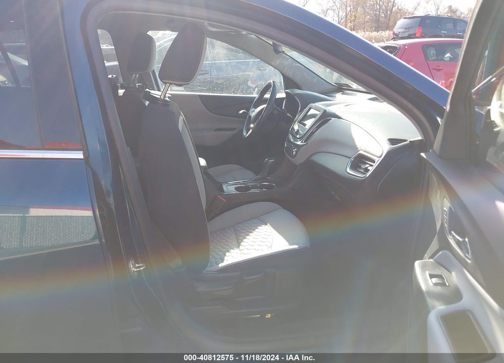 2019 CHEVROLET EQUINOX LT VIN: 2GNAXUEV8K6209340