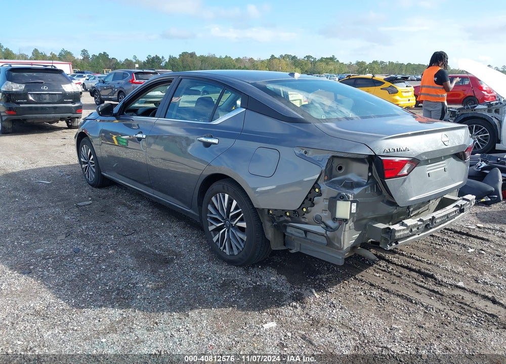 2024 NISSAN ALTIMA SV FWD VIN: 1N4BL4DV5RN331885