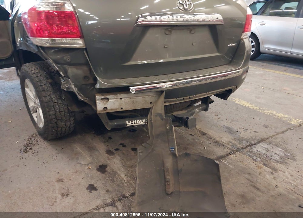 2012 TOYOTA HIGHLANDER SE V6 VIN: 5TDBK3EH3CS107015