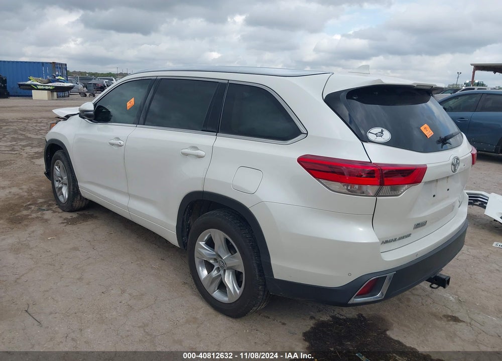 2019 TOYOTA HIGHLANDER LIMITED VIN: 5TDYZRFH1KS361165