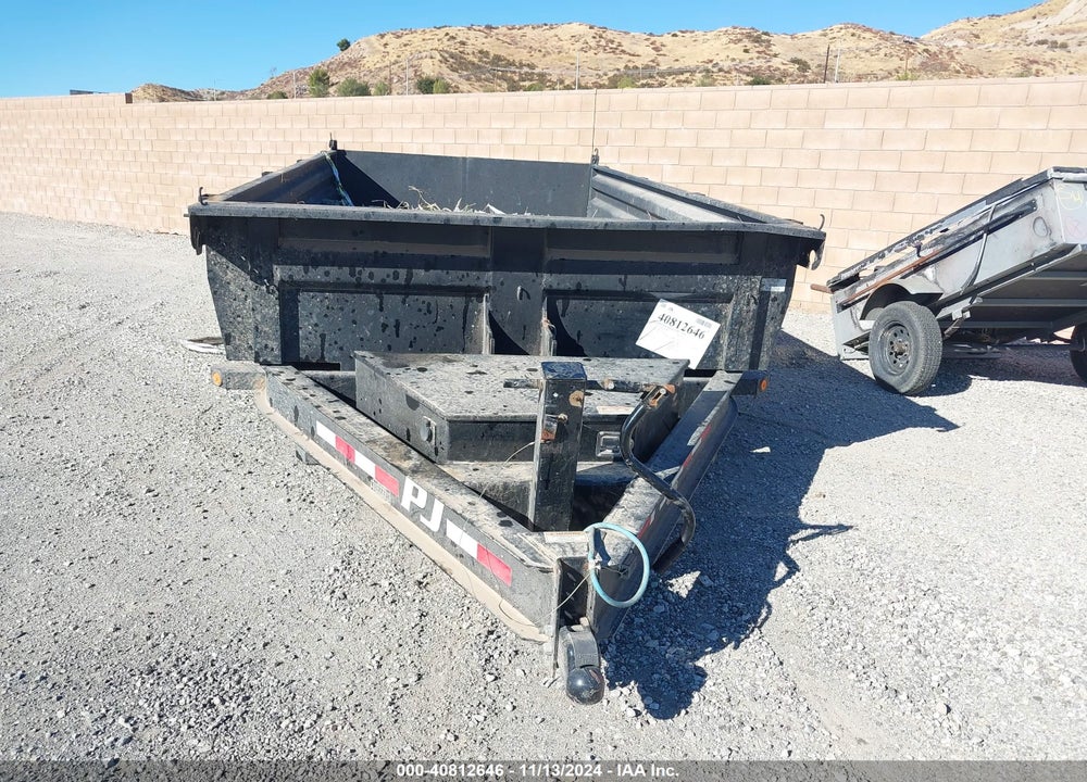 2021 PJ TRAILERS --- VIN: 4P5DT1424M1353213