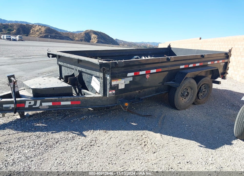 2021 PJ TRAILERS --- VIN: 4P5DT1424M1353213