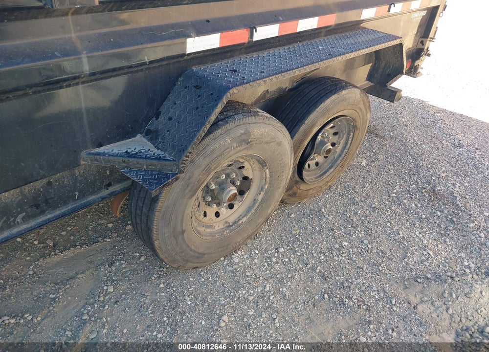 2021 PJ TRAILERS --- VIN: 4P5DT1424M1353213