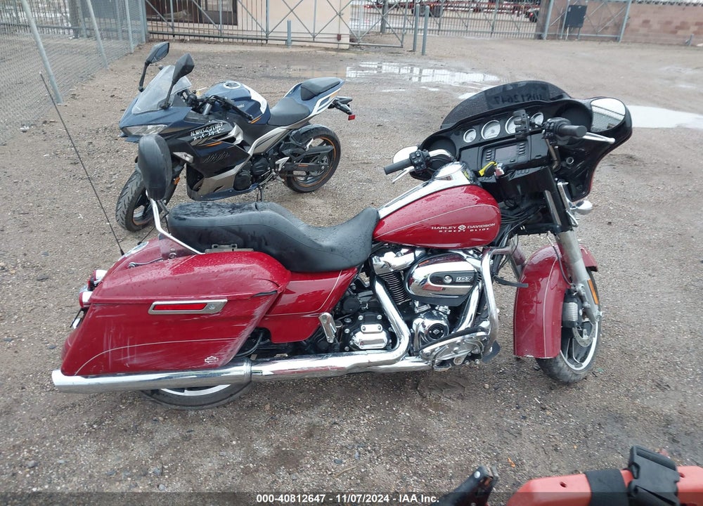 2021 HARLEY-DAVIDSON FLHX VIN: 1HD1KBC10MB660143