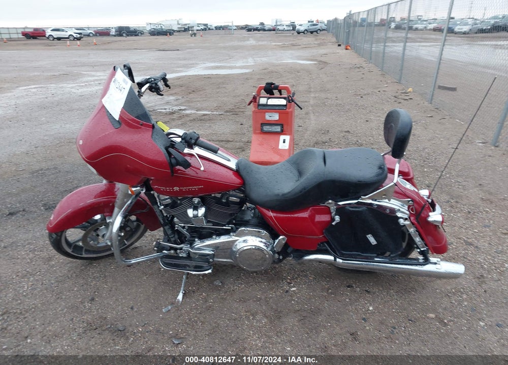 2021 HARLEY-DAVIDSON FLHX VIN: 1HD1KBC10MB660143