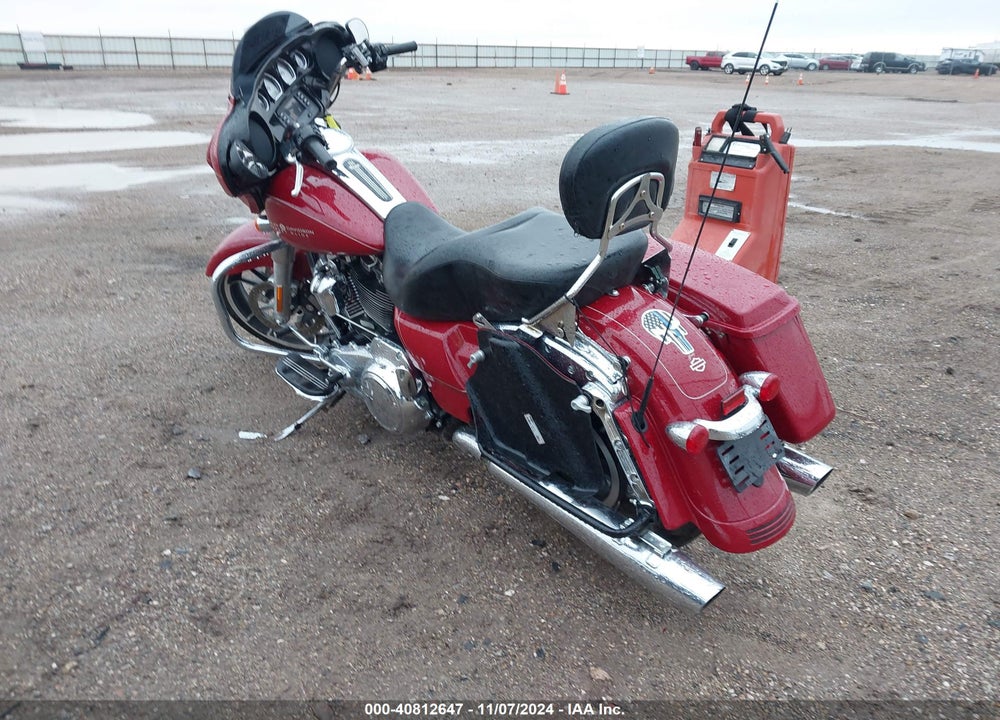 2021 HARLEY-DAVIDSON FLHX VIN: 1HD1KBC10MB660143