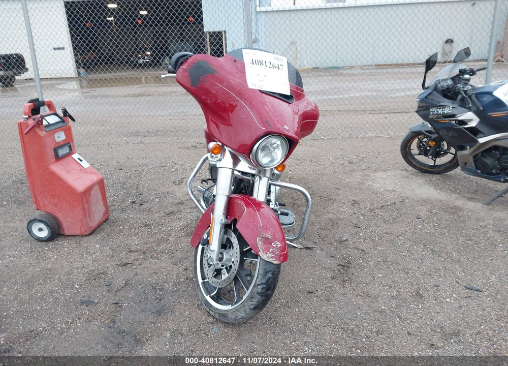 2021 HARLEY-DAVIDSON FLHX VIN: 1HD1KBC10MB660143