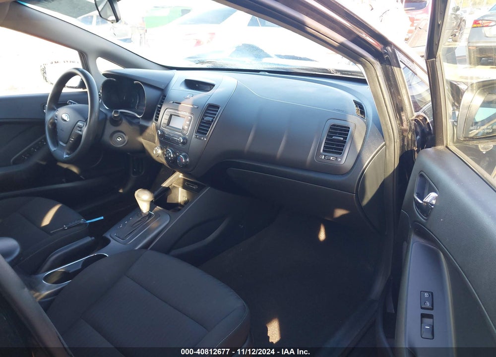 2016 KIA FORTE LX VIN: KNAFK4A65G5496597