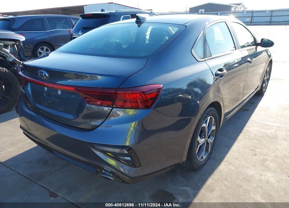 2019 KIA FORTE LXS VIN: 3KPF24AD2KE051846