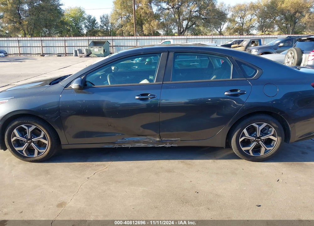 2019 KIA FORTE LXS VIN: 3KPF24AD2KE051846