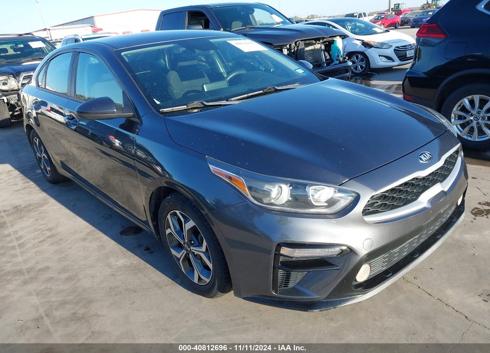 2019 KIA FORTE LXS VIN: 3KPF24AD2KE051846