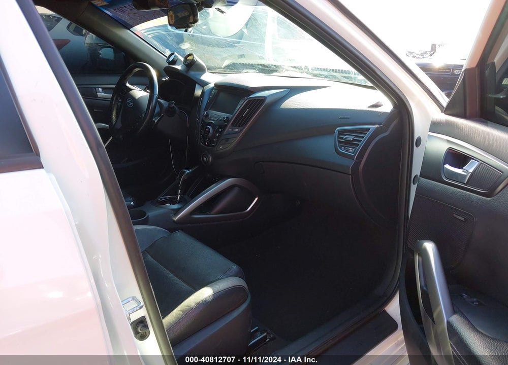 2016 HYUNDAI VELOSTER TURBO VIN: KMHTC6AE1GU249133