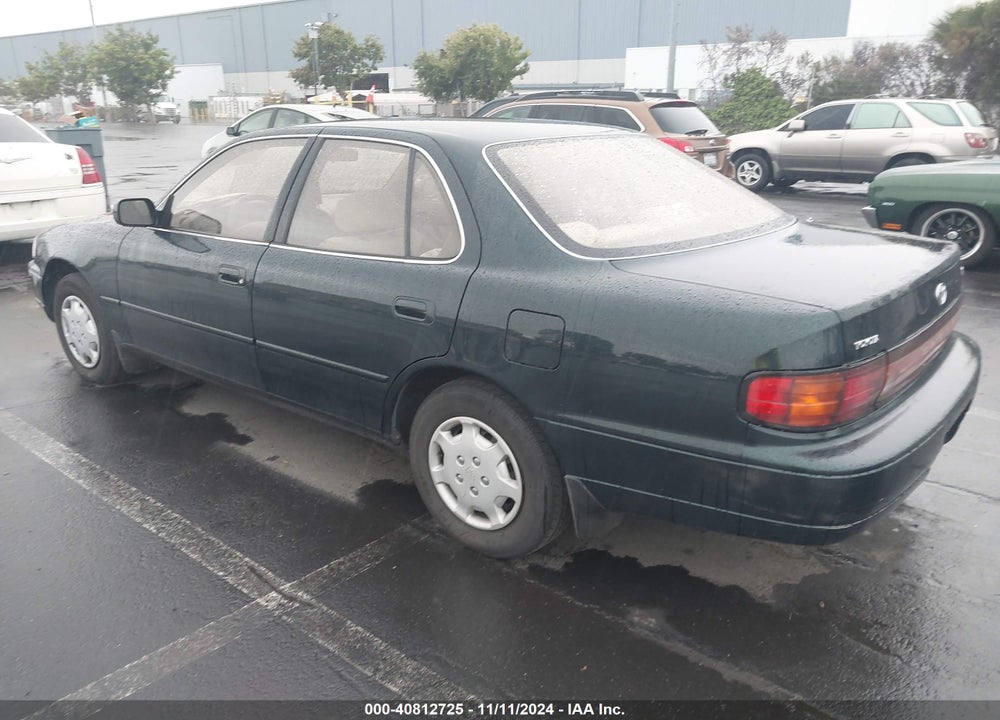 1994 TOYOTA CAMRY LE VIN: JT2SK12E7R0196865