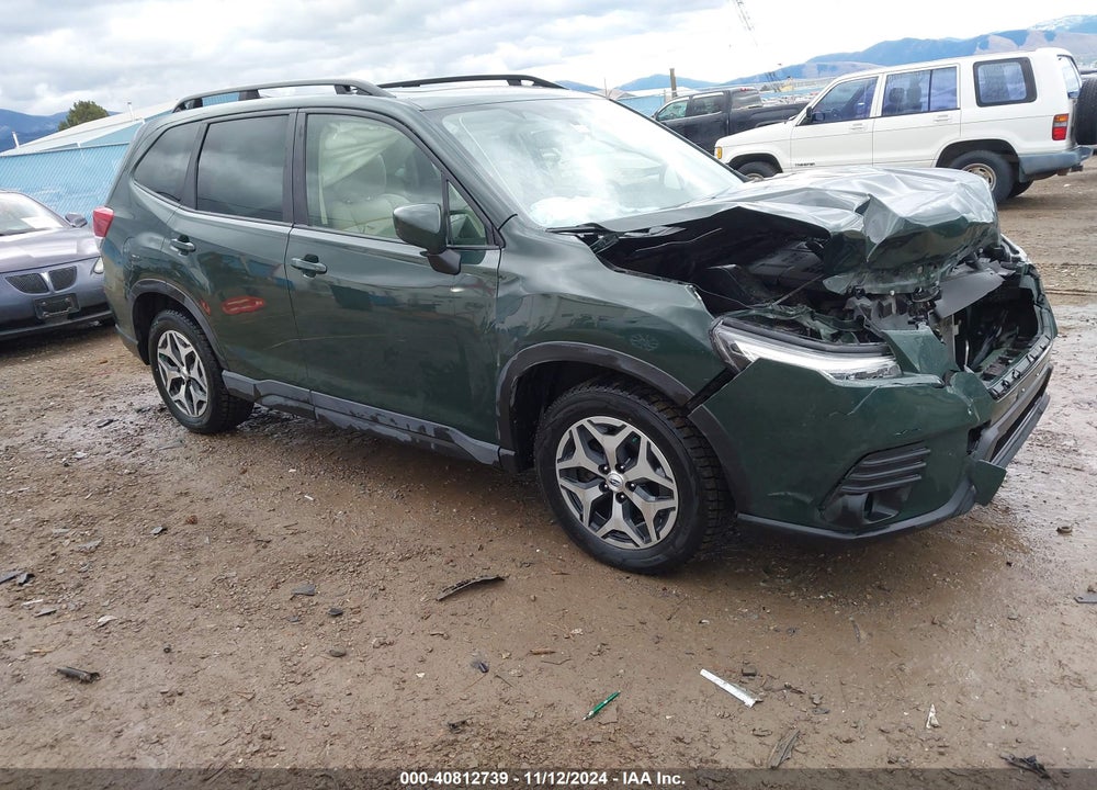 2023 SUBARU FORESTER PREMIUM VIN: JF2SKAEC1PH490084