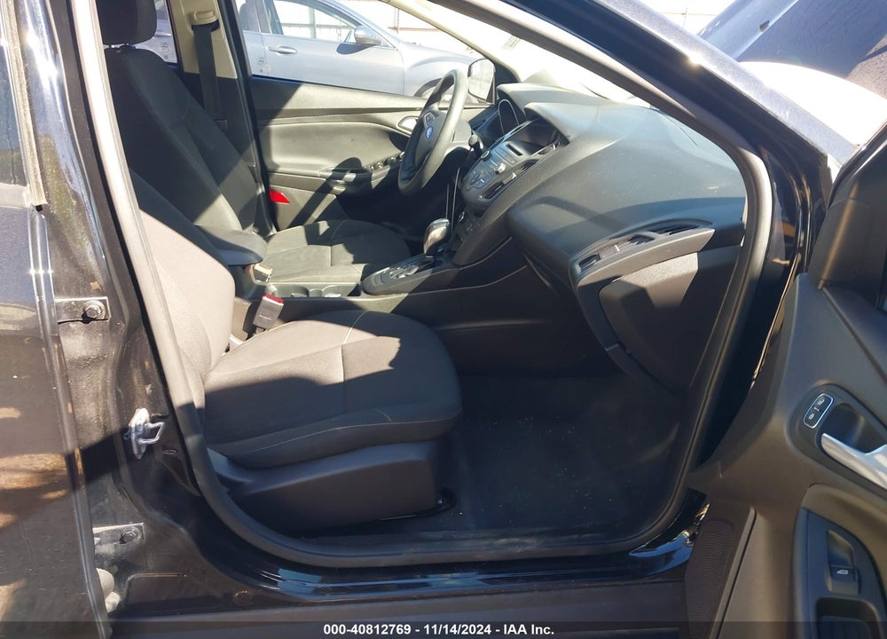 2016 FORD FOCUS SE VIN: 1FADP3F20GL291458