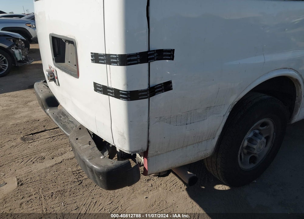 2010 CHEVROLET EXPRESS 2500 WORK VAN VIN: 1GCZGFBA1A1100633