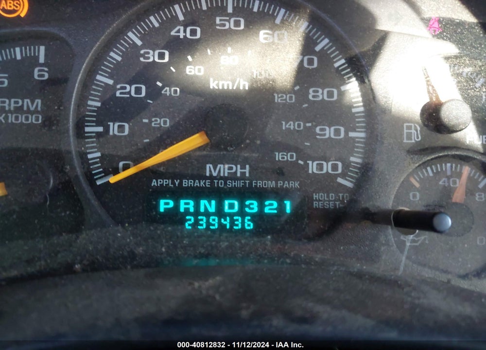 2001 CHEVROLET SILVERADO 1500 LS VIN: 2GCEK19T011226323