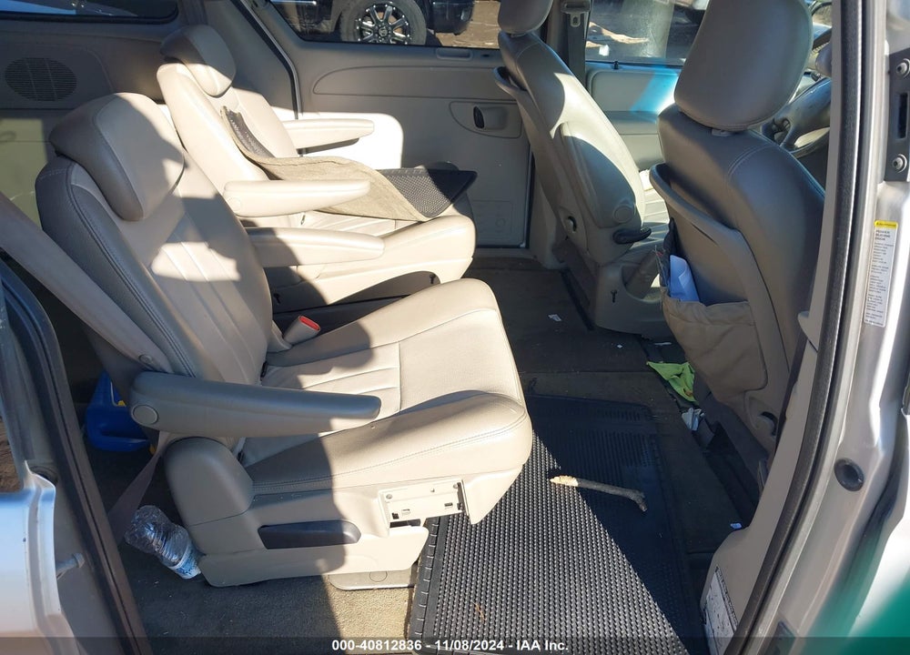2005 CHRYSLER TOWN & COUNTRY TOURING VIN: 2C4GP54LX5R383437