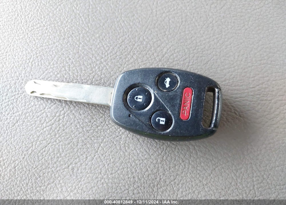 2013 HONDA CIVIC HYBRID VIN: 19XFB4F39DE202653