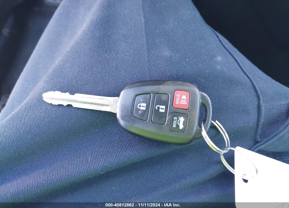 2015 TOYOTA CAMRY SE VIN: 4T1BF1FK5FU990078