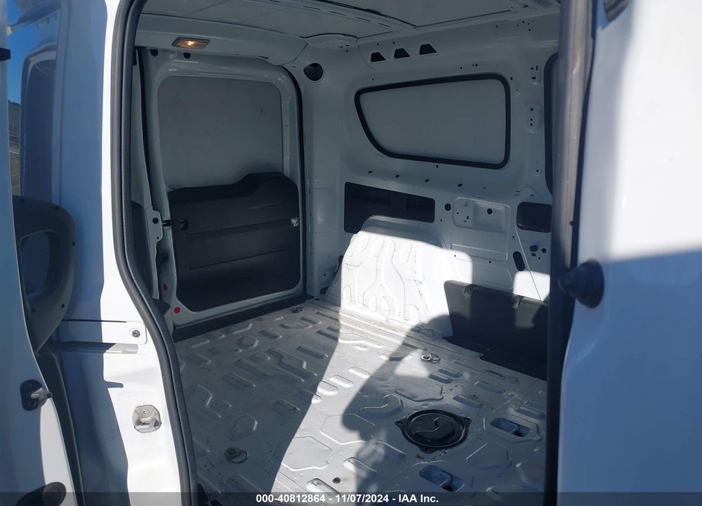 2022 RAM PROMASTER CITY CARGO VAN VIN: ZFBHRFAB9N6Y06552