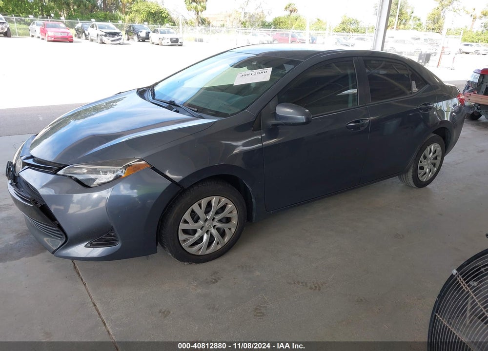 2018 TOYOTA COROLLA LE VIN: 5YFBURHE3JP842503