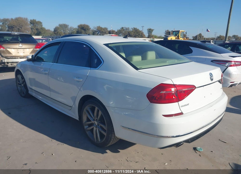 2016 VOLKSWAGEN PASSAT VIN: 1VWAS7A30GC036941