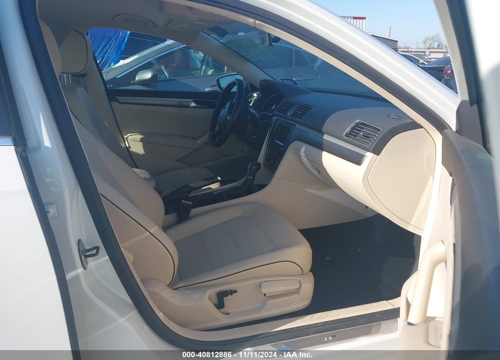2016 VOLKSWAGEN PASSAT VIN: 1VWAS7A30GC036941