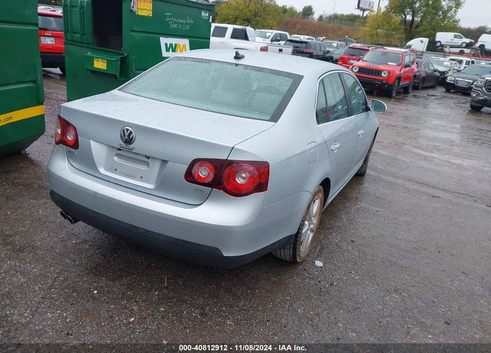 2009 VOLKSWAGEN JETTA SE/SEL VIN: 3VWRM71K59M064529
