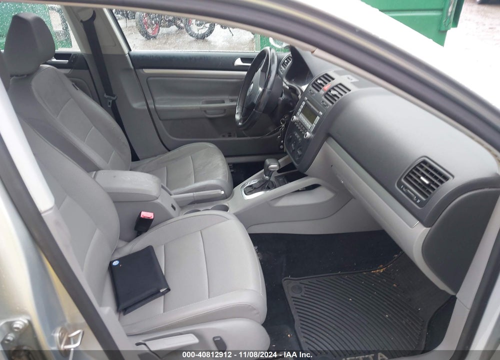2009 VOLKSWAGEN JETTA SE/SEL VIN: 3VWRM71K59M064529