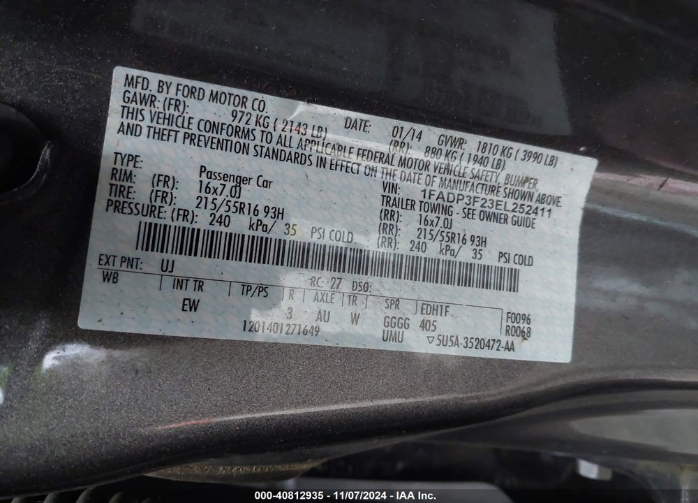 2014 FORD FOCUS SE VIN: 1FADP3F23EL252411