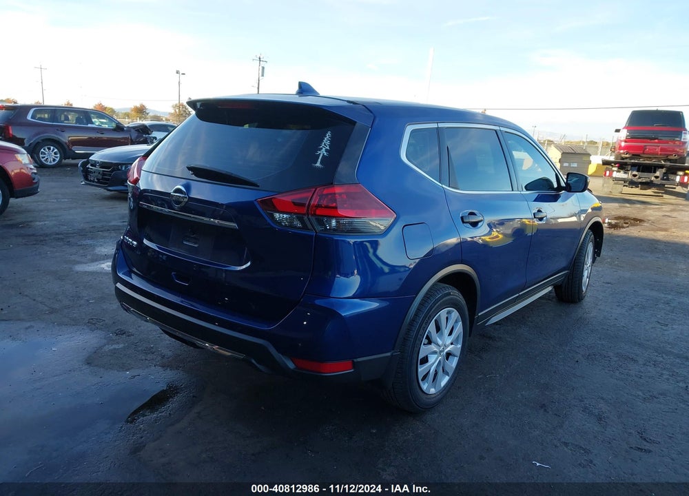 2018 NISSAN ROGUE S VIN: JN8AT2MT0JW452478