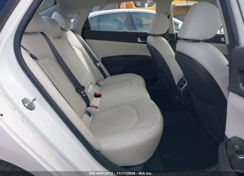 2018 KIA OPTIMA HYBRID EX VIN: KNAGU4LE9J5021223