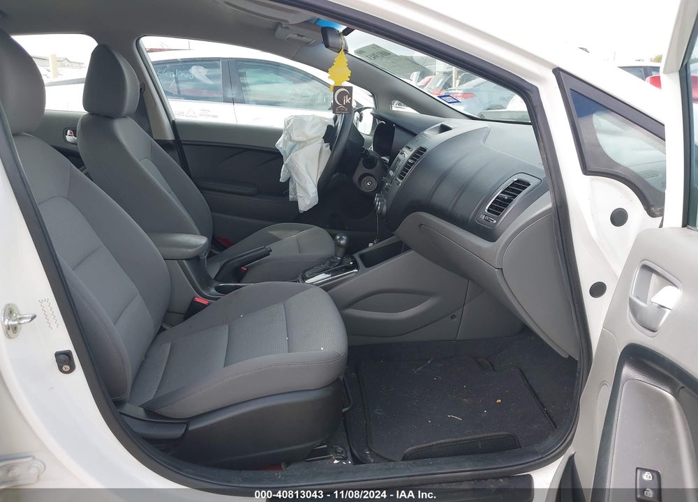 2017 KIA FORTE LX VIN: 3KPFK4A75HE056056