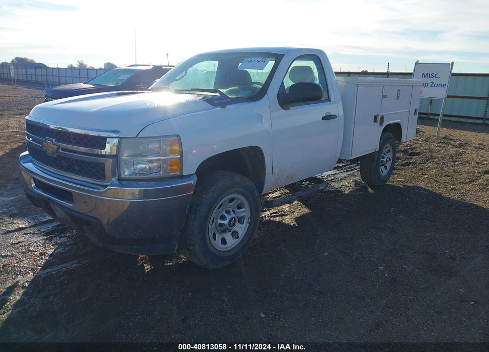 2011 CHEVROLET SILVERADO 3500HD WORK TRUCK VIN: 1GC3CZCG7BF179297