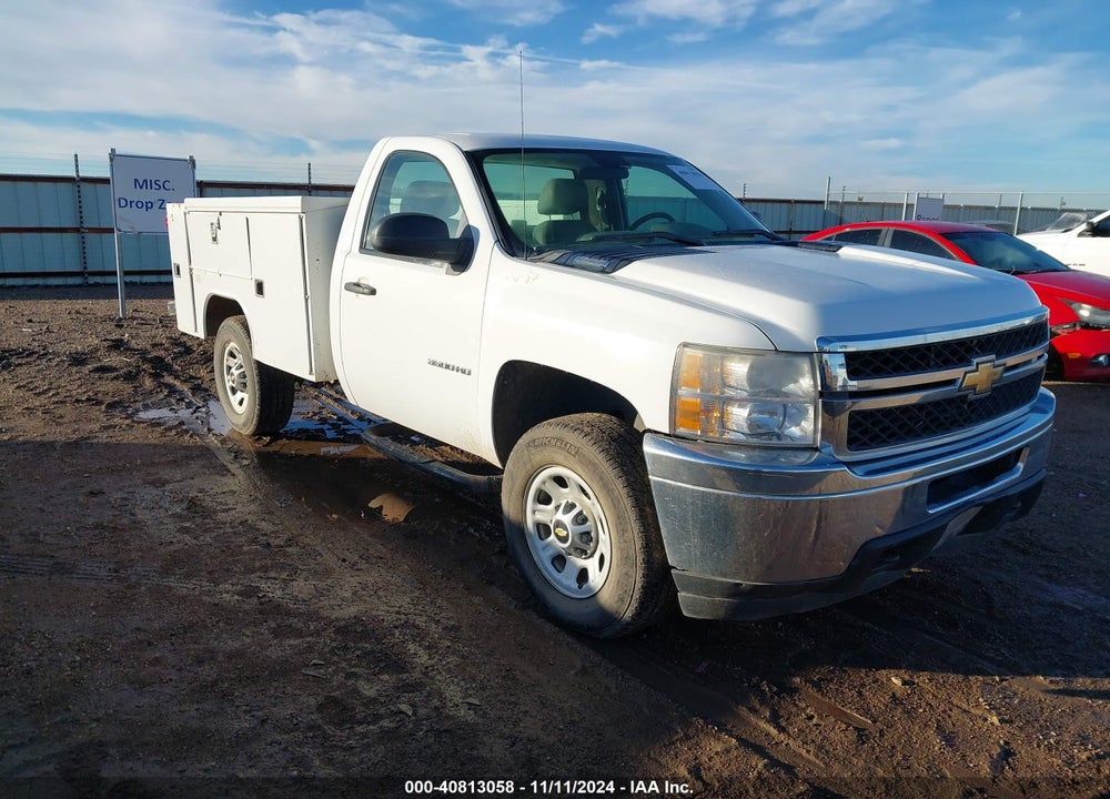 2011 CHEVROLET SILVERADO 3500HD WORK TRUCK VIN: 1GC3CZCG7BF179297