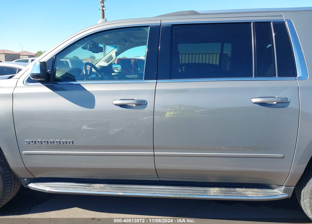 2017 CHEVROLET SUBURBAN PREMIER VIN: 1GNSKJKC4HR274591